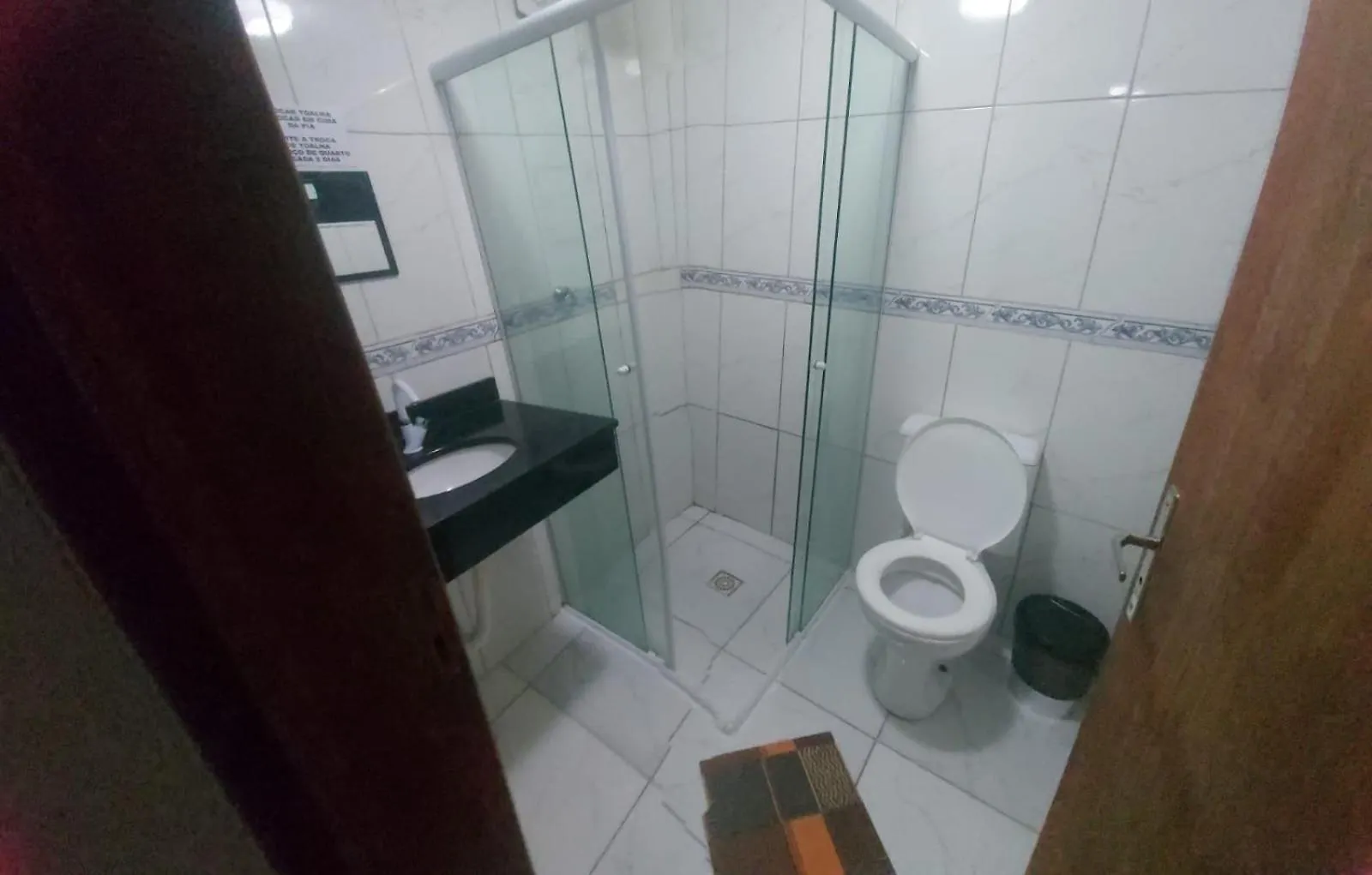 פנייה Pousada Ilha Do Itacolomi Com Piscina 2Km Do Beto Carrero