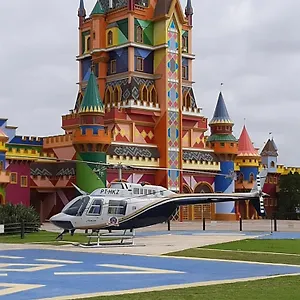 Penhaflat- A 700 M Do Parque Completo Inn